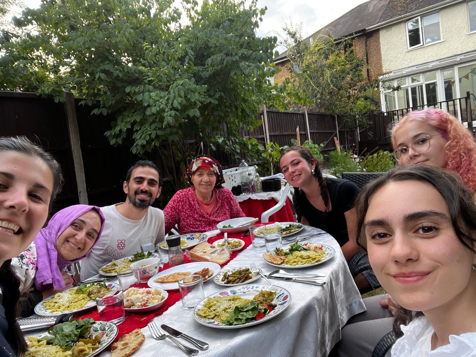 One home, four countries, four strangers. 🌿